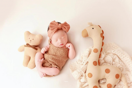 句容宝宝为什么揉眼睛